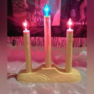 Vintage Electric 3-Light Christmas Candolier Candelabra Ivory Plastic Base 10"